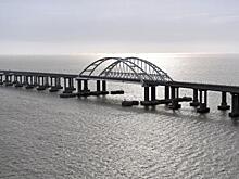 Крымский мост закроют для движения автомобилей днем 17 января из-за ремонтных работ