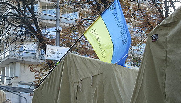 Партия Саакашвили решила продолжить акцию протеста