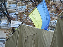 Партия Саакашвили решила продолжить акцию протеста