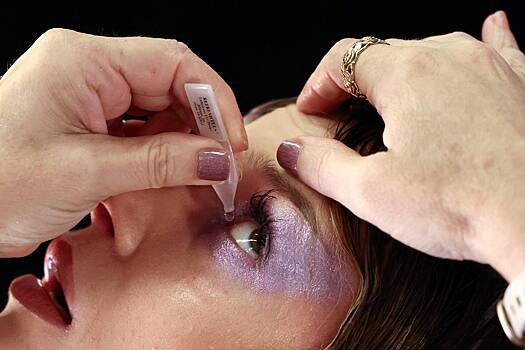 Офтальмологи назвали причины подергивания глаза
