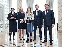 Глава Балашихи вручил паспорта школьникам