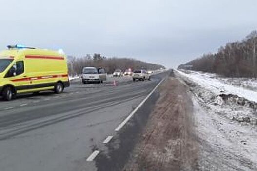 Под Оренбургом в ДТП пострадали 8 человек, среди них есть дети