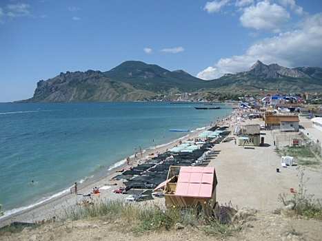 Составлен топ мест для недорогого отдыха на море в июле