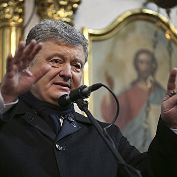 Порошенко подарил львовской церкви полмиллиона гривен
