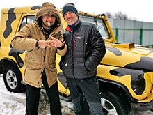 УАЗ на тюнинге отправят на фронт из Новосибирска