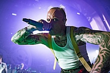 Названа причина суицида вокалиста The Prodigy