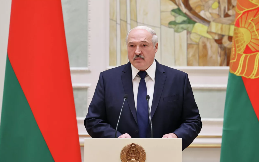 Лукашенко обратится с посланием к белорусам
