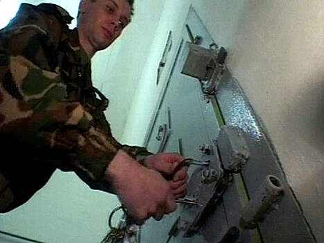 В "адской" колонии в Кузбассе годами безнаказанно пытают и насилуют заключенных-"животных", выяснили журналисты. СК начал проверку