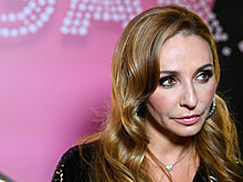 Мужчина погиб при разборе декораций ледового шоу "Лебединое озеро" Навки