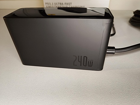 Обзор Baseus 240W Digital GaN: ультимативная зарядная станция
