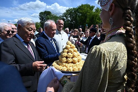 Московский Сабантуй объединил гостей со всей России в "Коломенском"