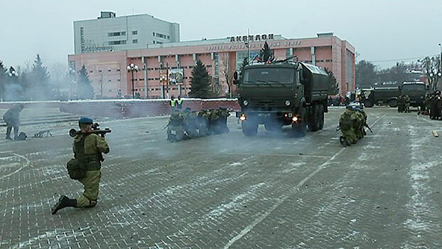 Огненный штурм: кадры выступления бойцов ВДВ в Подмосковье