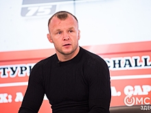 Шлеменко встретится с Тэйлором 25 апреля