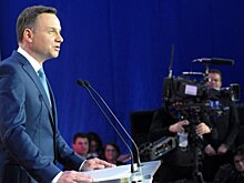 СМИ сообщили, что США ограничили контакты с польским руководством