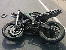 В Тверской области молодой мотоциклист попал в реанимацию после лобового столкновения с иномаркой