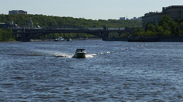 Плавучие бани могут появиться на Москве-реке