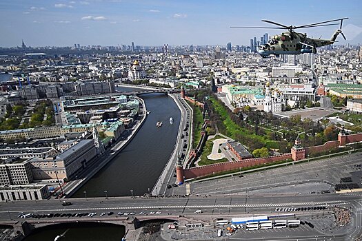 Во вторник на дорогах в центре Москвы повесят "кирпич"