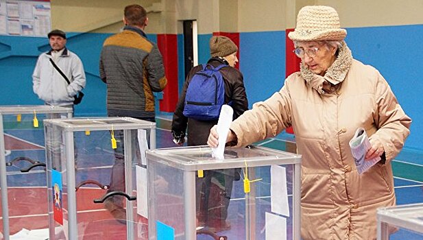 На выборы в ЛНР пришли более 872 тысяч человек