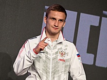 Шумков и Бижамов одержали первые победы в 1/8 финала ЧЕ в Белграде