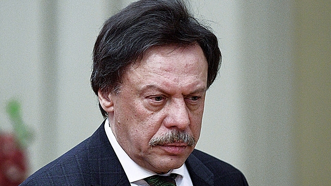 Барщевский уходит с должности представителя правительства в КС