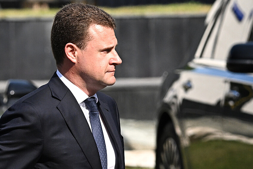 Министр РФ по развитию Дальнего Востока и Арктики Алексей Чекунков на церемонии прощания с бывшим министром транспорта Романом Старовойтом в ЦКБ, Москва, 10 июля 2025 года