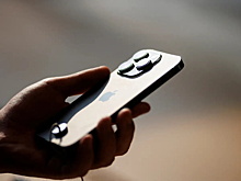 Спрос россиян на iPhone упал вдвое за год