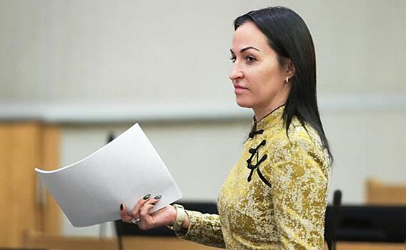 Удальцова: Те, кто играют против коммунистов, - работают против России