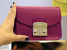 Furla устроила игру для покупателей