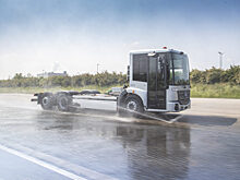 Mercedes начал испытания мусоровоза eEconic на архитектуре eActros