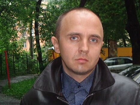 Полиция в Екатеринбурге ищет мужчину, который украл у подруги 350 тысяч рублей