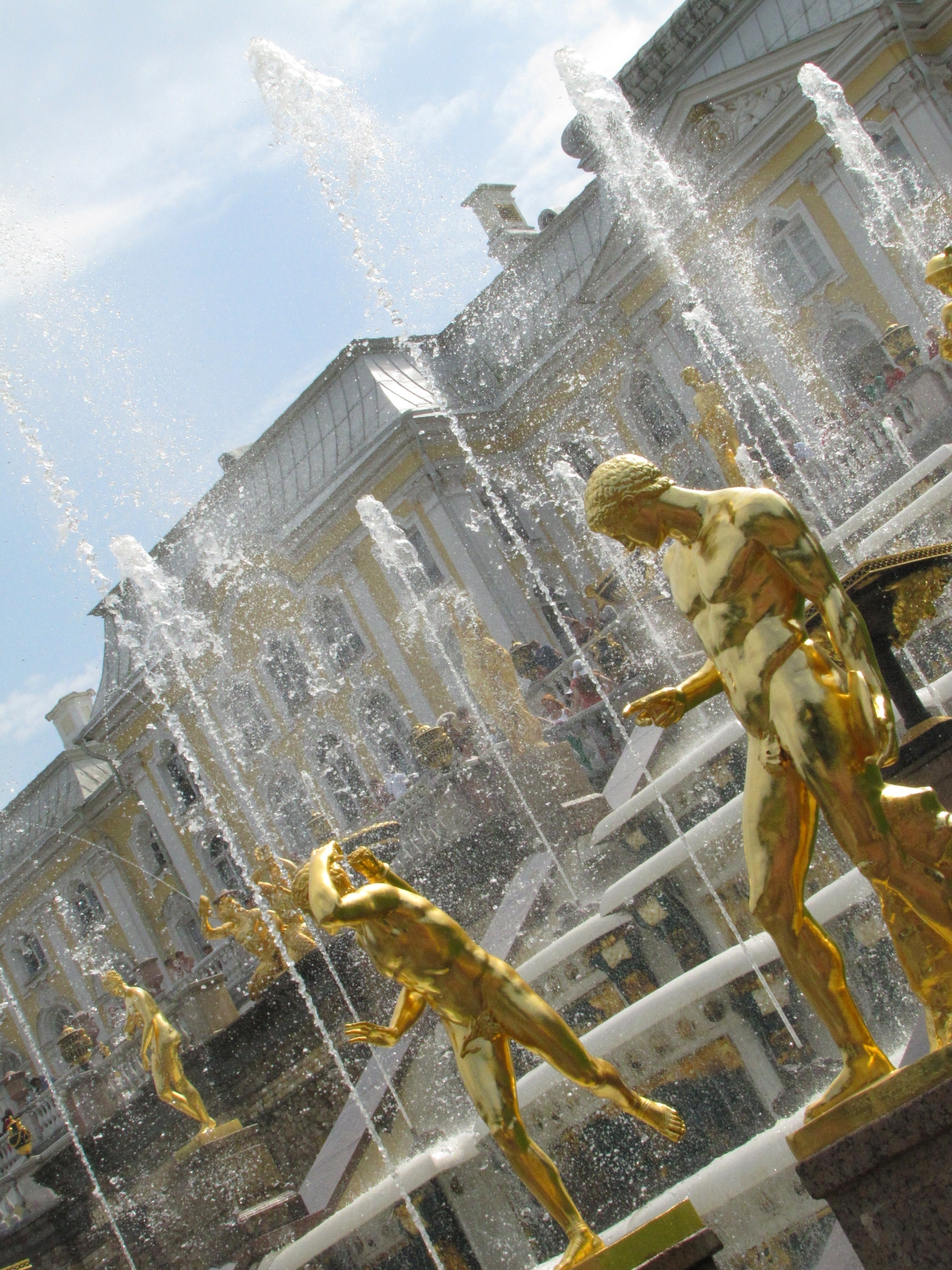 Жизнь в движении. Дворцово-парковый ансамбль «Петергоф», фонтан "Большой Каскад"