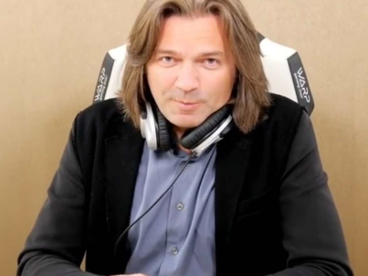 Интервью маликовых. Маликов 1993 и 2023. Интервью маликовых. Интервью маликовых. Интервью маликовых.