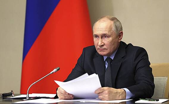 Путин присвоил генеральские звания 44 офицерам