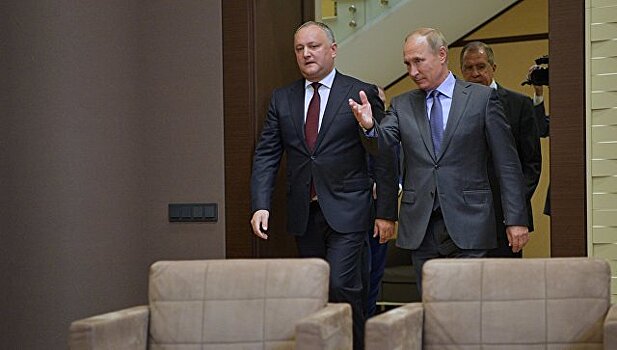 Путин и Додон провели встречу в Сочи