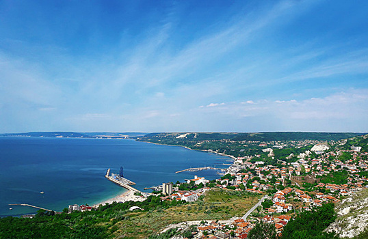 Россияне сокращают поездки в Болгарию и продают там свою недвижимость