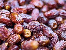 К чему приводит избыток фиников в рационе