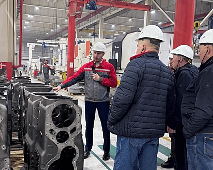 Ростсельмаш посетили аграрии из Удмуртии