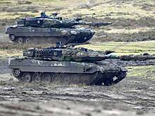 В Польшу из Канады прибыли восемь танков Leopard 2 для Украины