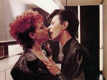 «Майор Том — торчебос» Десять лет назад умер Дэвид Боуи. Каким легендарного певца запомнил весь мир?