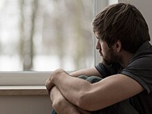 Психолог объяснила, почему люди среднего возраста с невысоким доходом боятся одиночества
