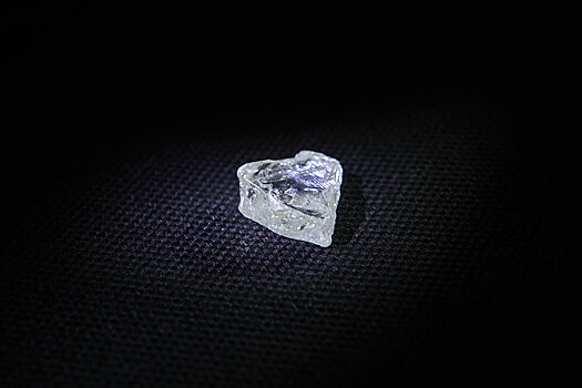 В Якутии нашли алмаз в форме сердца к празднику влюбленных