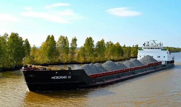 Речники ожидают сохранения объемов грузовых перевозок по реке в эту навигацию