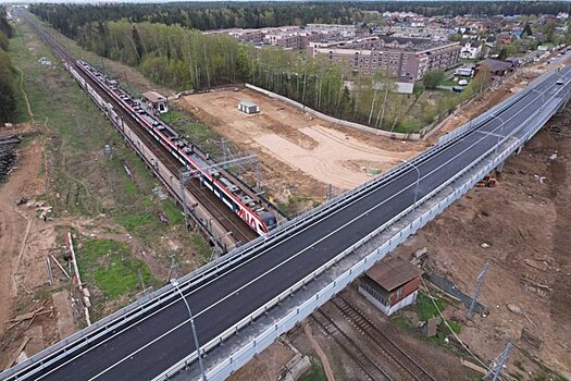 В Подмосковье открыли движение по путепроводу в Аникеевке