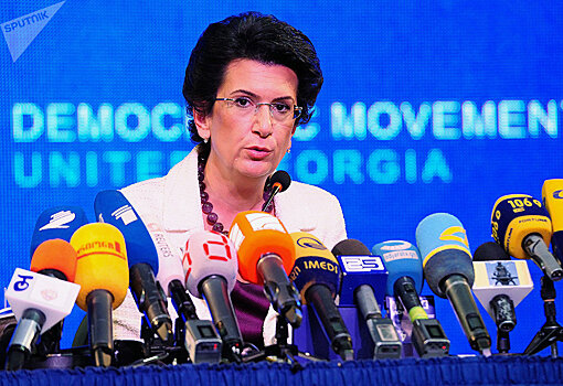 Бурджанадзе назвала Саакашвили «политическим животным»