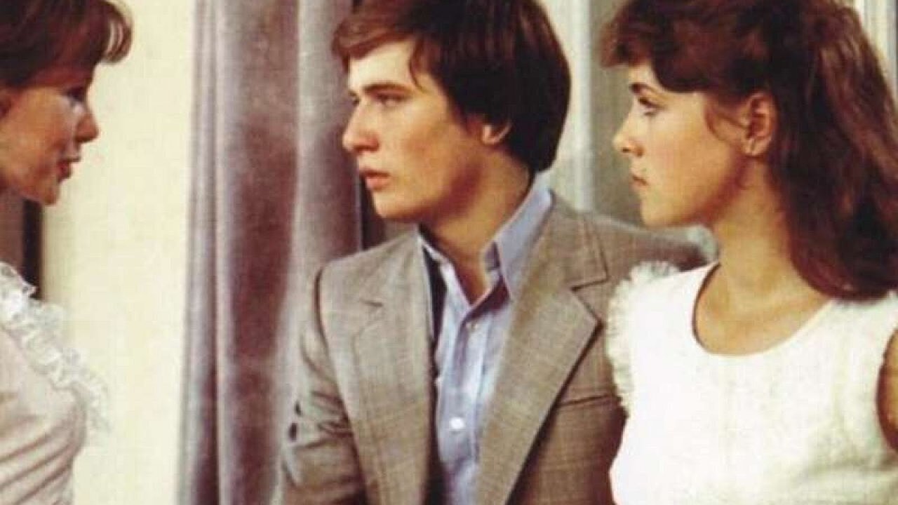 45 лет спустя: как сейчас выглядит эмигрировавший красавец-актер «Школьного вальса» Насибов