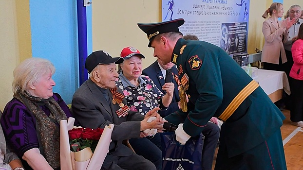 В Тейковском ракетном соединении отметили 100-летие ветерана ВОВ