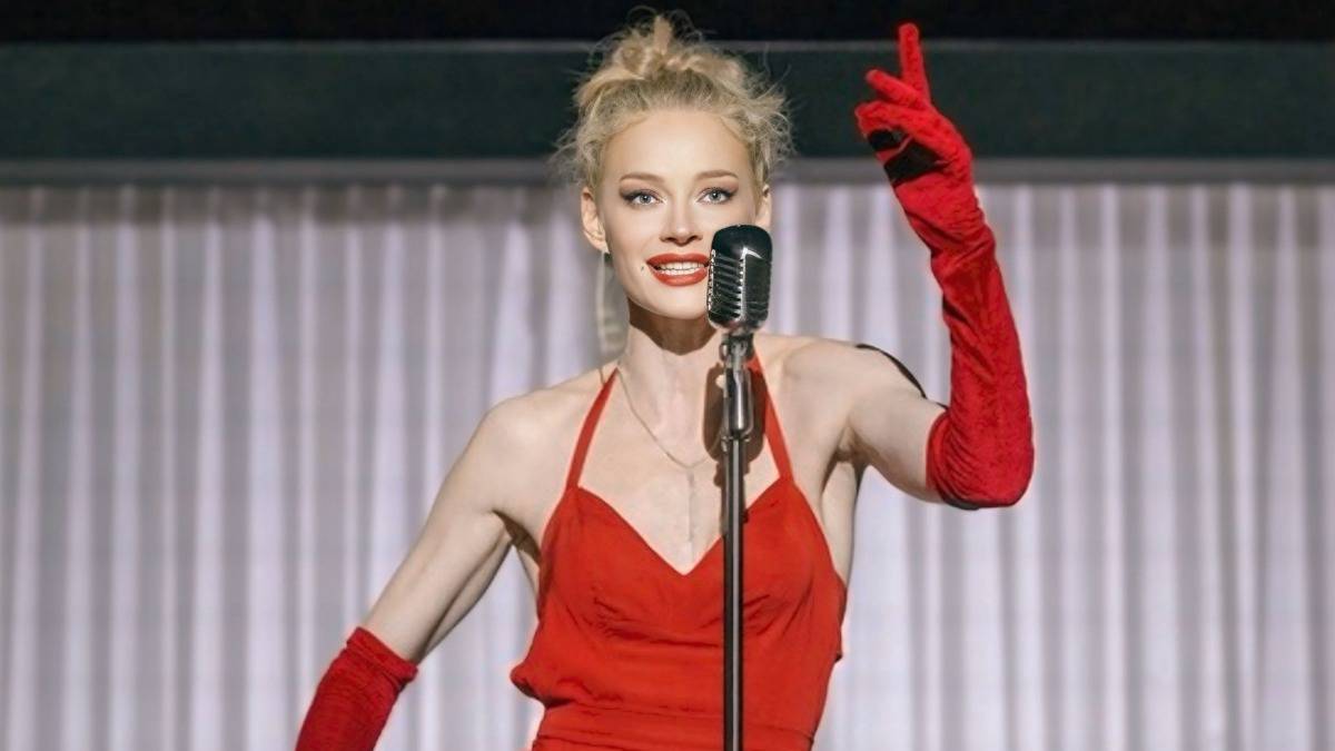 Дмитриенко, Ходченкова и МакSим: звезды рассказали, какие чудеса случались с ними в Новый год