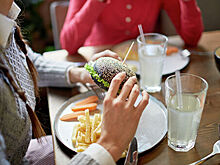 Есть ли риск заразиться коронавирусом через еду?