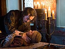 Сериалы, которые стоит посмотреть в праздники