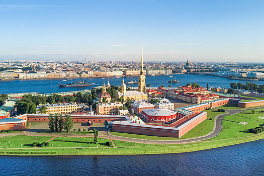 От Владивостока до Петрозаводска: топ-10 мест в России для новогоднего досуга